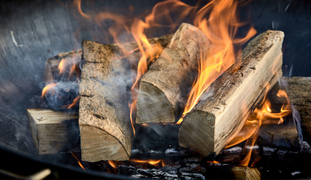 brennendes Holz